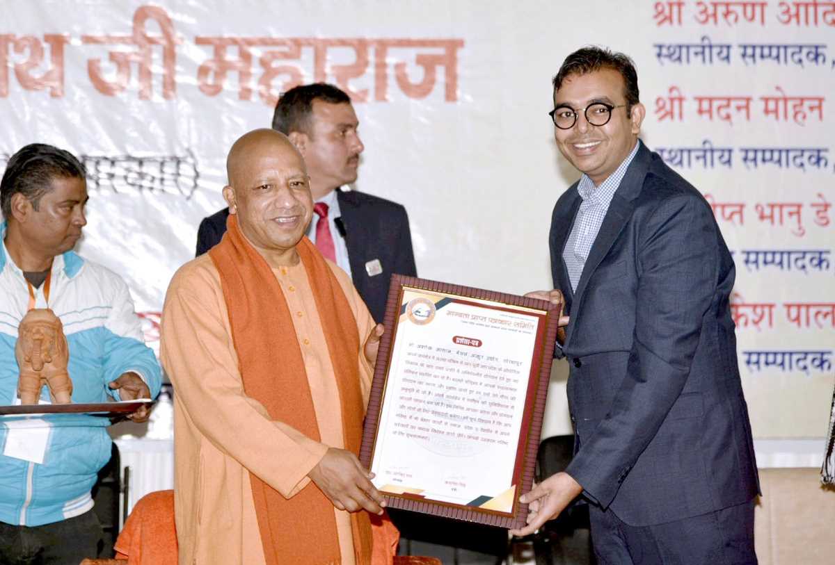 दुनिया देख रही है बदलते भारत की ताकत : मुख्यमंत्री योगी